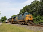 CSX 5421 leads train L620-26 past the S 165 milepost 